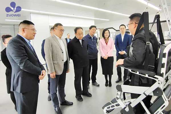 深圳作为科技智能护理辅具得到中华慈善总会会长的高度认可