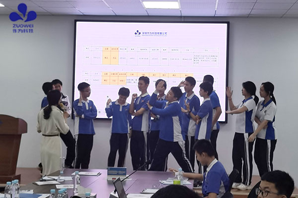 作为科技为深圳高级中学师生科普：聚焦老年失能预防与智能护理机器人