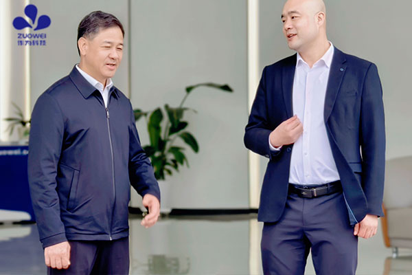 广西党委统战部副部长何世恰莅临作为科技调研智能护理机器人技术突破与成果转化 广西党委统战部副部长何世恰莅临作为科技调研智能护理机器人技术突破与成果转化