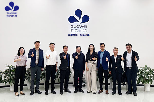 何善锦调研作为科技:探索智能机器人赋能失能失智集中照护新路径 何善锦调研作为科技:探索智能机器人赋能失能失智集中照护新路径