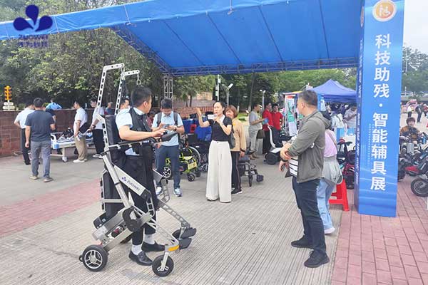 科技有温度，助残有力量丨作为科技亮相柳州市第三十六次全国助残日活动